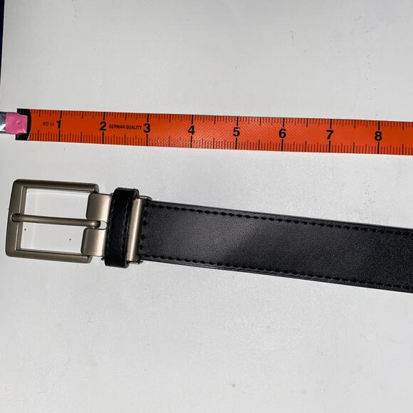 oobe Black Genuine Leather Silver-Tone Hardware Belt Men's Size Medium - Picture 2 of 7